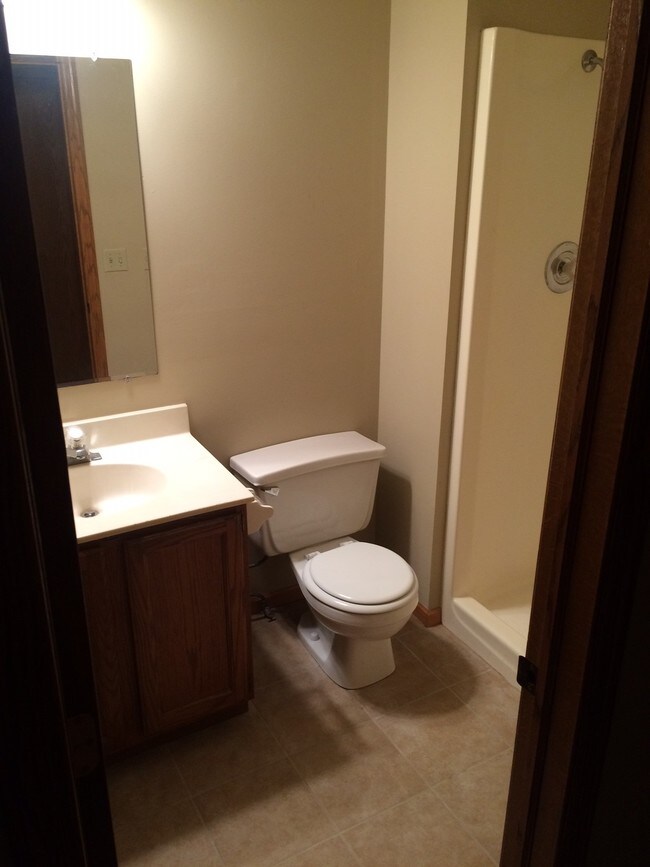 Foto del edificio - 10634 Hummingbird St NW