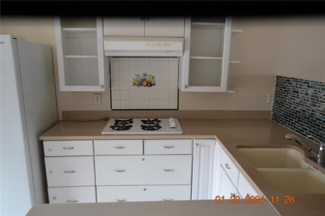 Building Photo - 8516 Catalina Dr