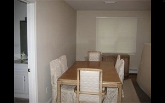 Foto del edificio - 25 Redwood Rd