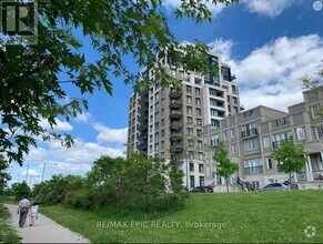 Building Photo - 151-151 Upper Duke Crescent