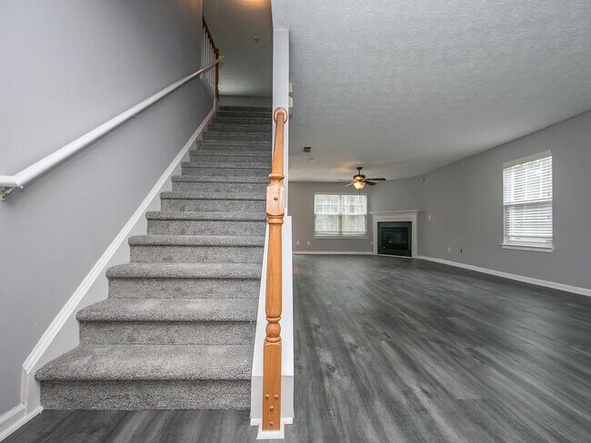 Building Photo - 4553 Darrowby Dr