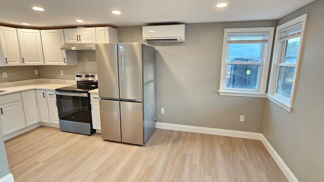 Foto del edificio - 825 Scenic Hwy