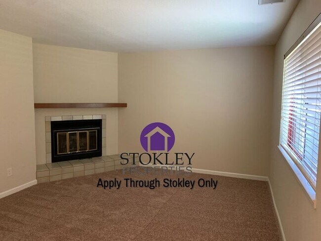 Foto del edificio - 2340 Westcliffe Ln