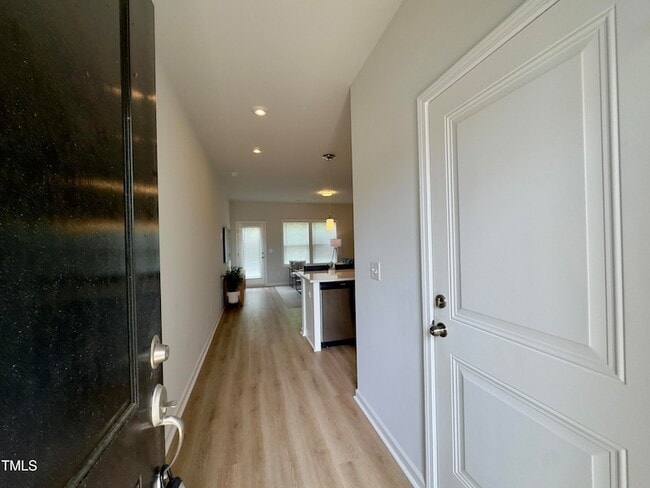 Foto del edificio - 276 Shingle Oak Rd