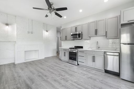 Building Photo - 6035 N Winthrop Ave