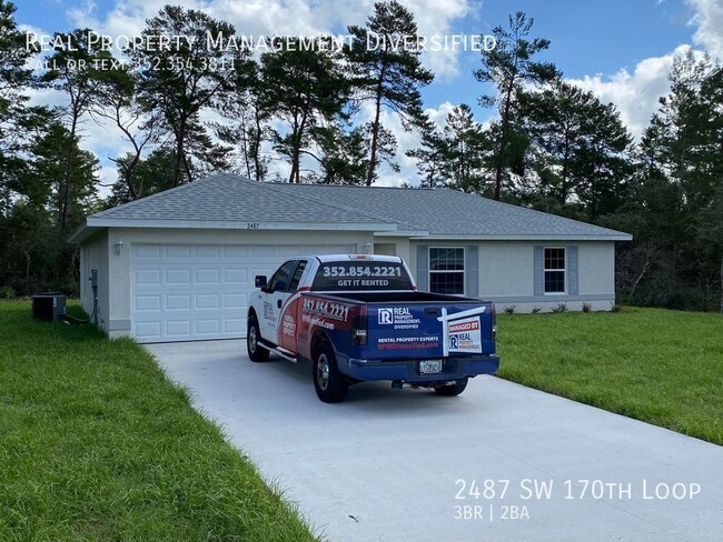 Building Photo - Desirable SW Ocala Neighborhood 3/2/2 **WO...