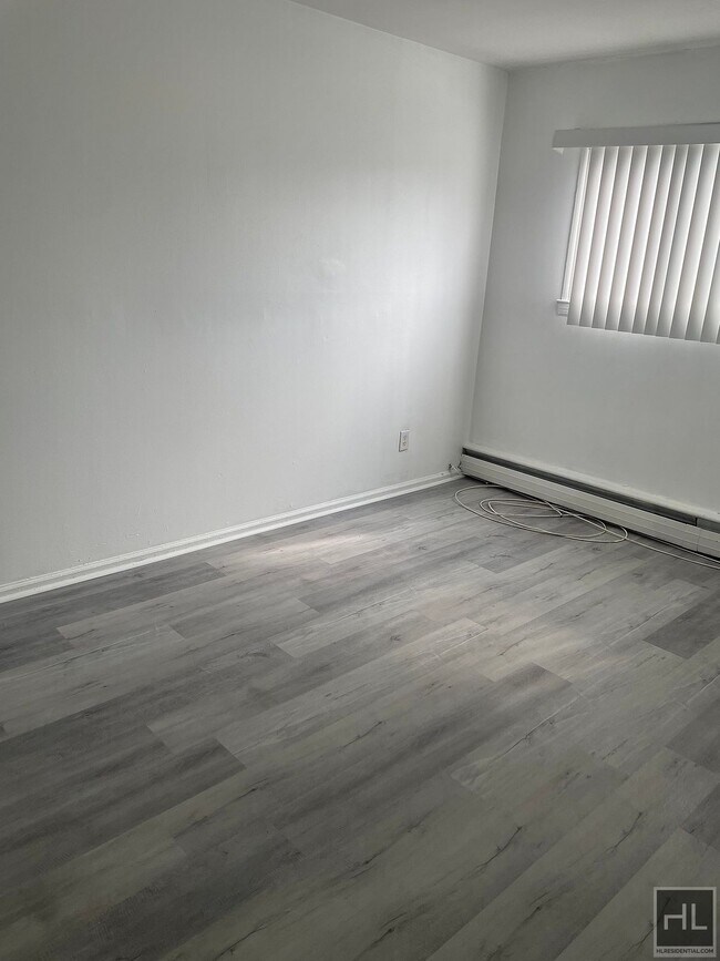 Foto del edificio - BEACH 69 STREET