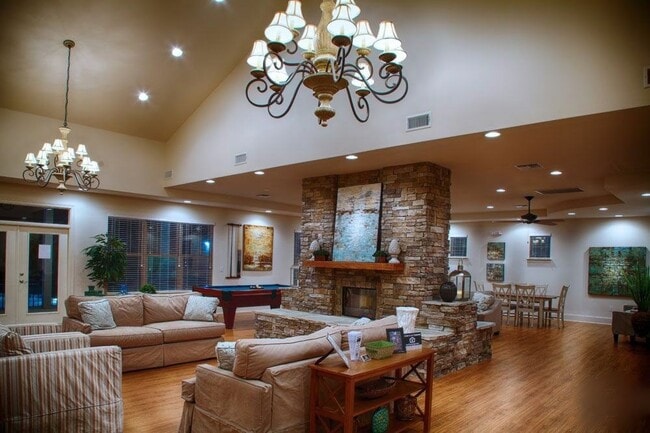 Foto del edificio - 3400 McCullough Blvd