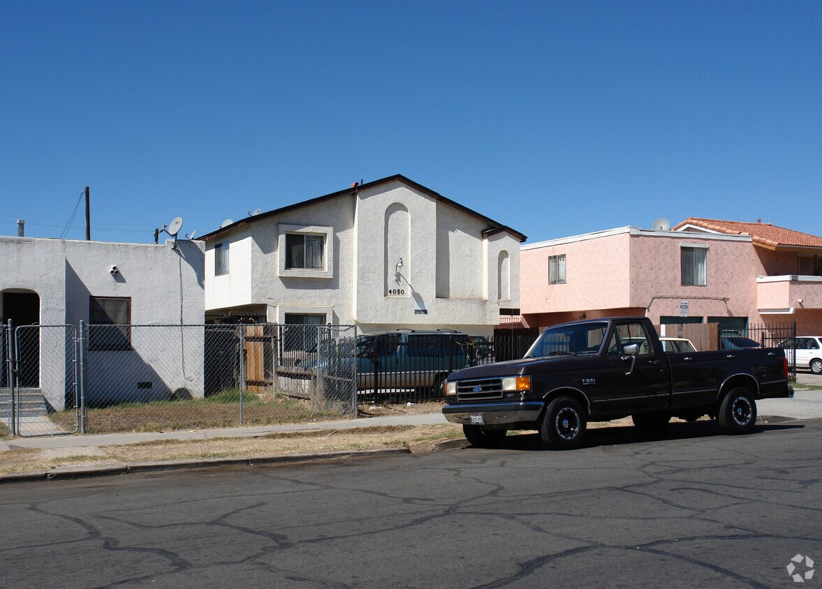 Building Photo - 4050 Van Dyke Ave