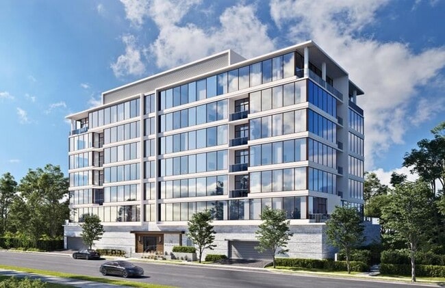 Building Photo - The Westmore