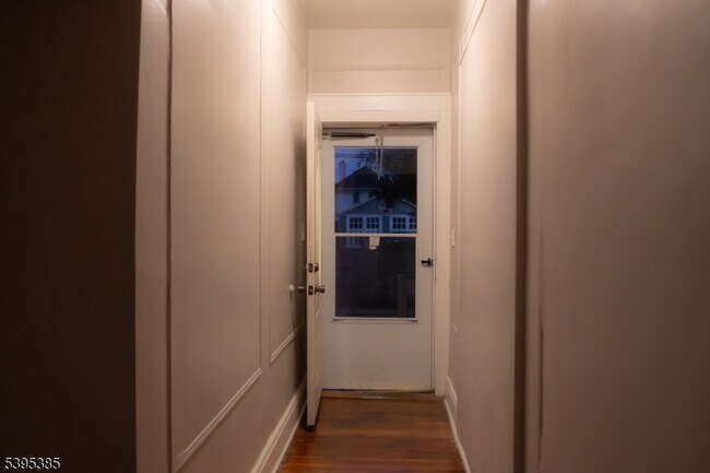 Foto del edificio - 108 Berkshire Pl