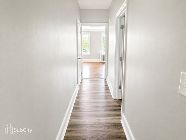 Foto del edificio - 271 Goldsmith Ave