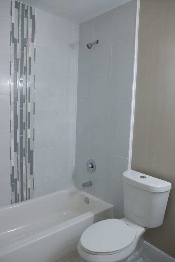 Foto del edificio - 1086 NE 33rd St