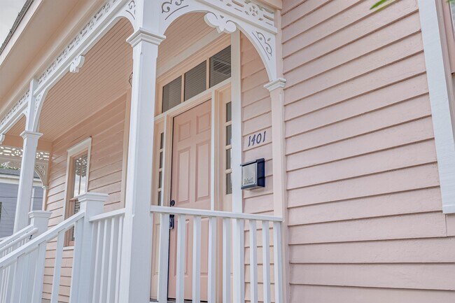 Building Photo - 1401 Jefferson St