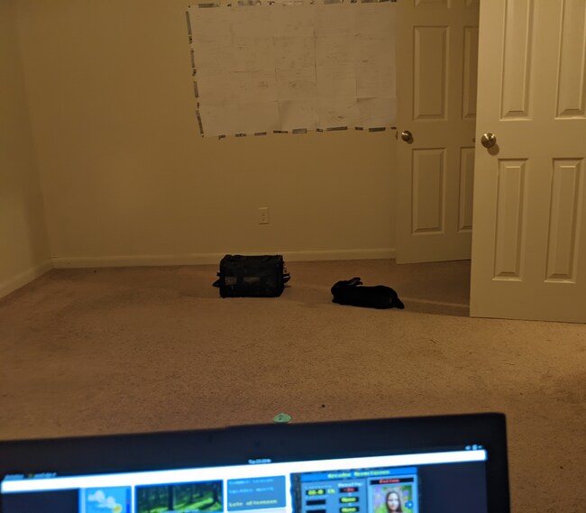 Building Photo - 906 Spring Loop