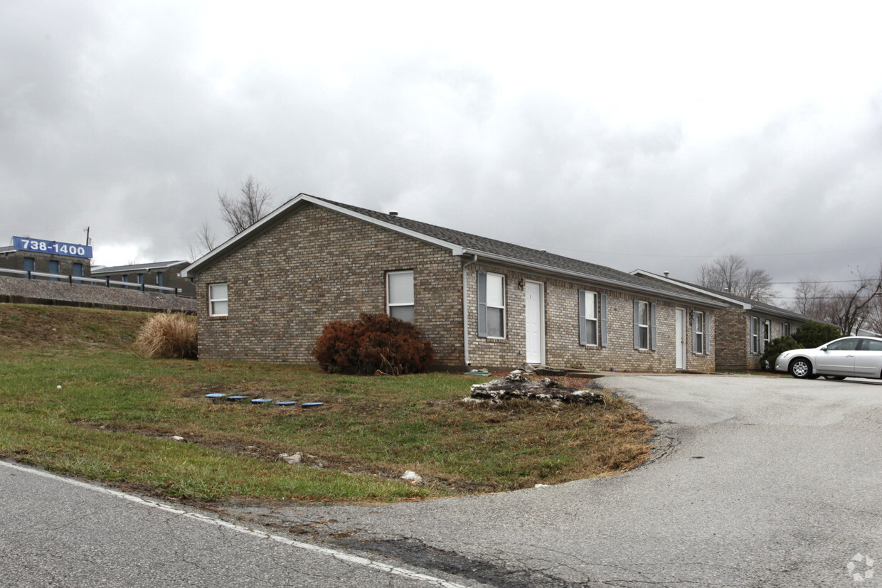 1975 Allison Ln, Corydon, IN 47112 Apartments - Corydon, IN