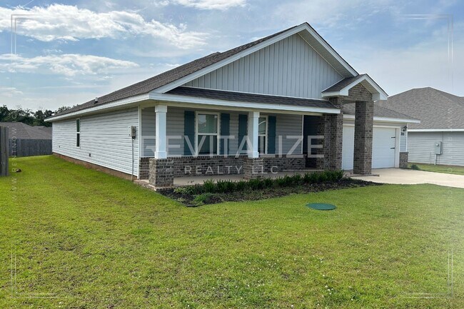 Foto del edificio - Beautiful 4 Bedroom/2 Bathroom House in We...