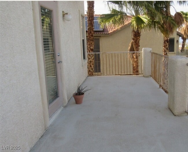 Building Photo - 3044 Andretti Ln