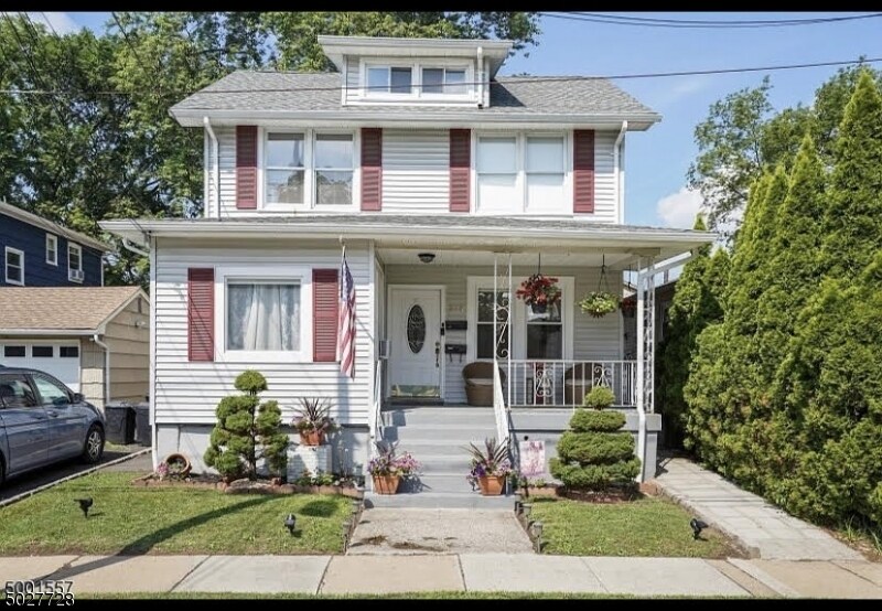 246 N 10th St, Kenilworth, NJ 07033 House Rental in Kenilworth, NJ