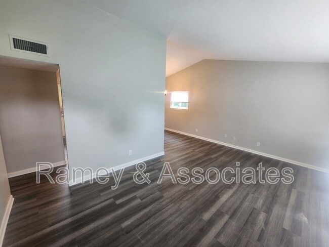 Building Photo - 13217 Forge Cir