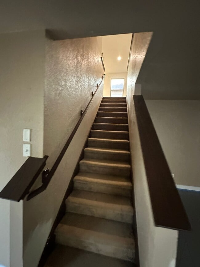 Building Photo - 9846 Balboa Island