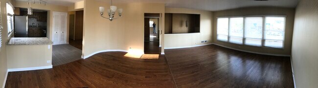 Foto del edificio - 4832 Old Orchard Rd