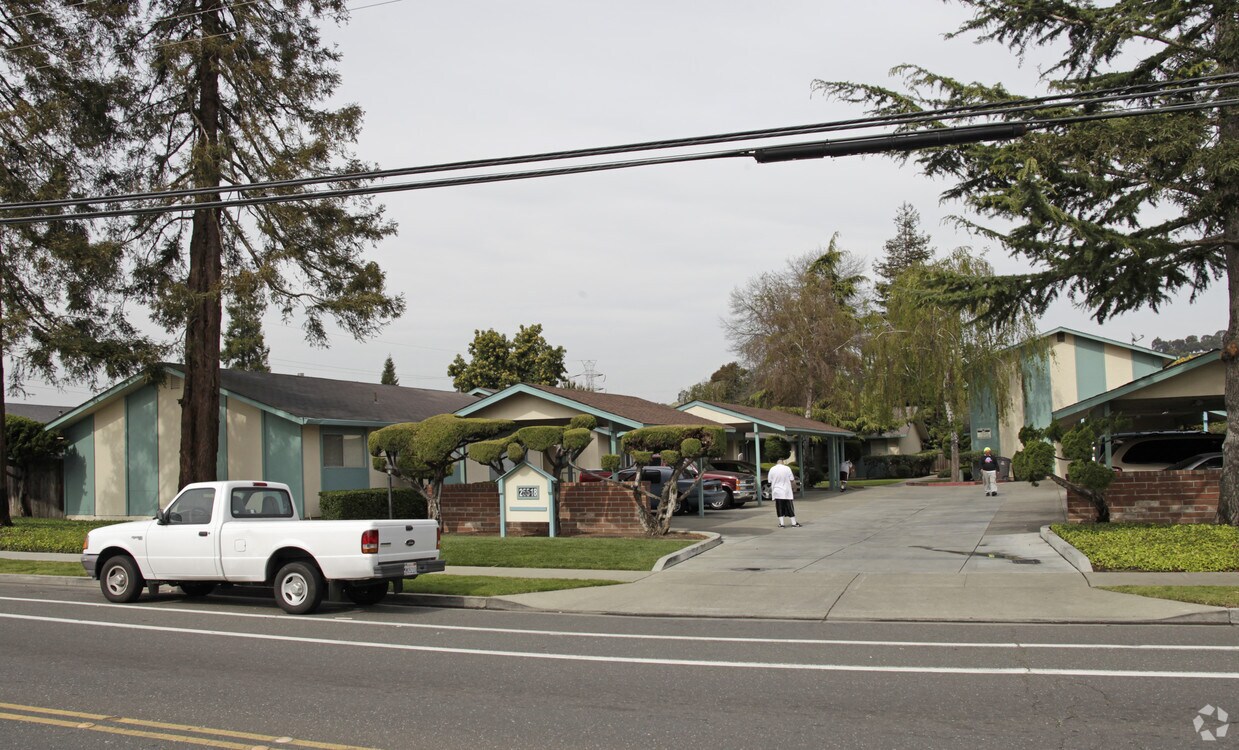 Primary Photo - 25518 Soto Rd