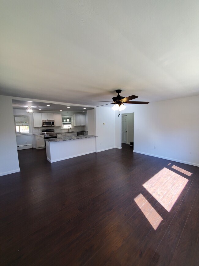 Foto del edificio - 9282 Hayes Rd