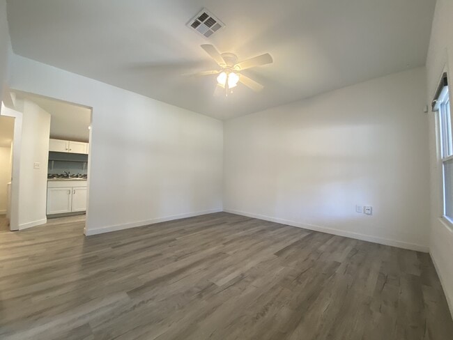 Foto del edificio - 404 N Findlay Ave