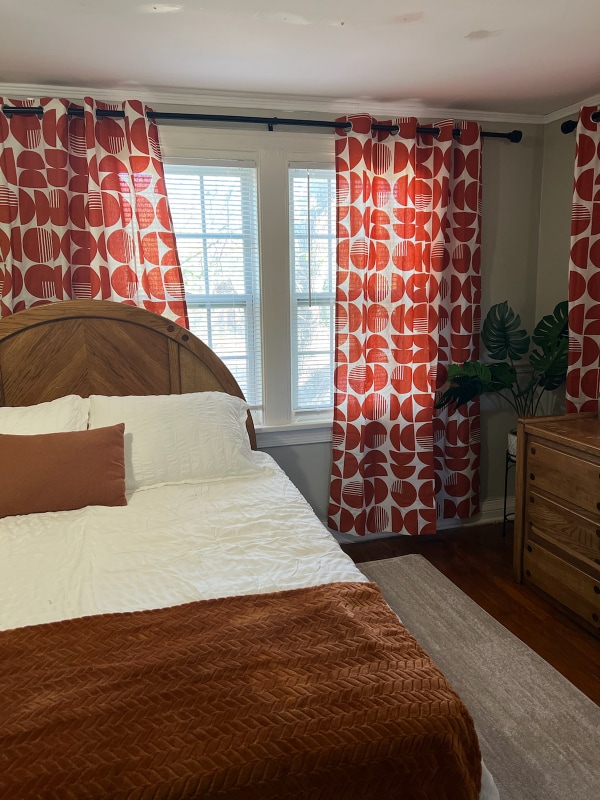 Building Photo - 1140 S College Ave