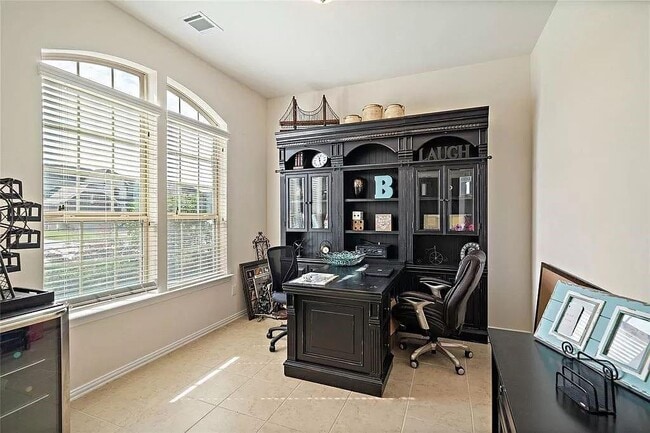 Foto del edificio - 605 Chesterfield Ln