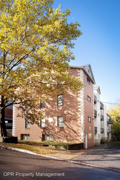 Building Photo - 6 br, 2 bath Room For Rent - 110 Comstock Ave
