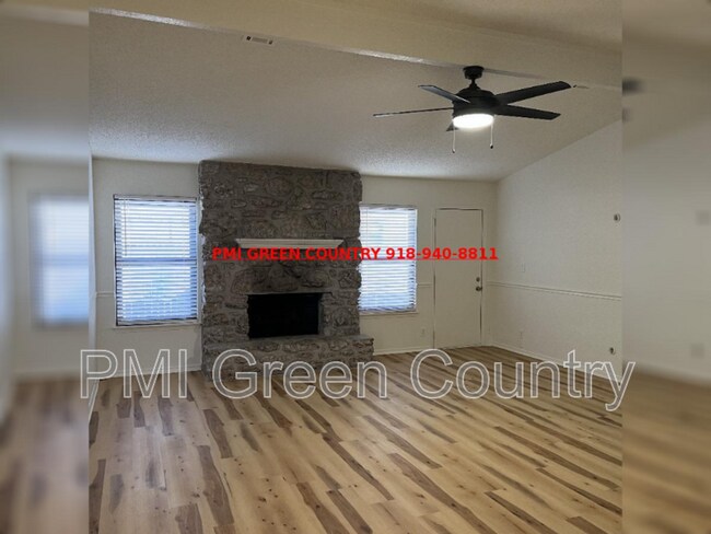 Foto del edificio - 1203 W Austin St