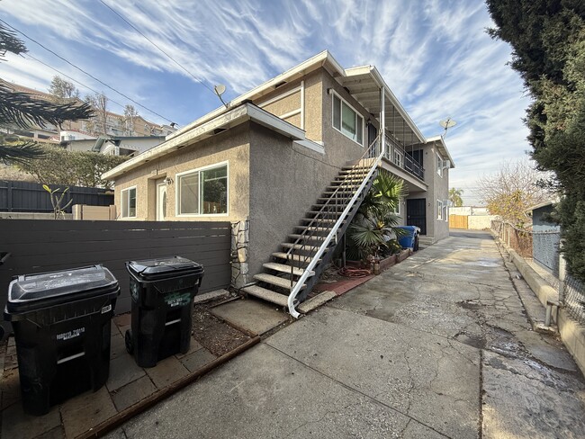 Building Photo - 4807 Converse St