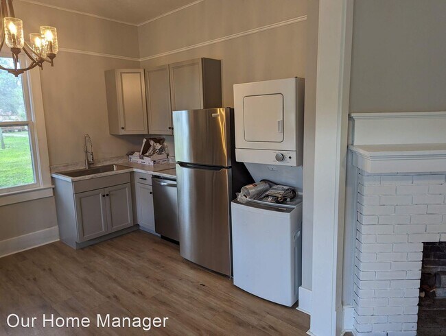 Foto del edificio - 1 br, 1 bath House - 1150 E New York Ave