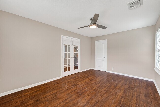 Foto del edificio - 3934 Brook Garden Ln