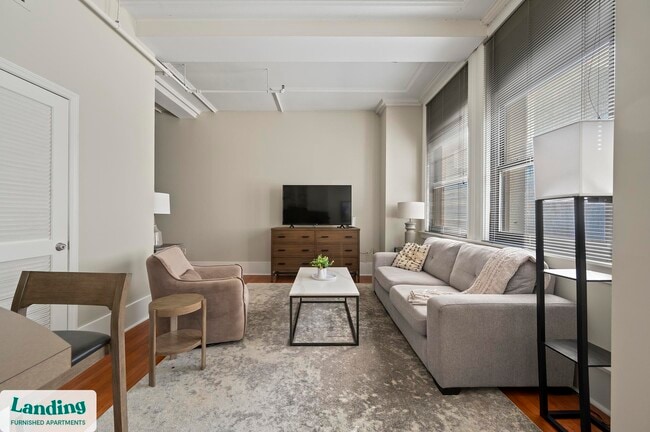 Building Photo - 211 Union St