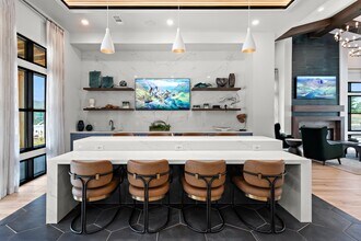 Building Photo - The Averly Collins Hill