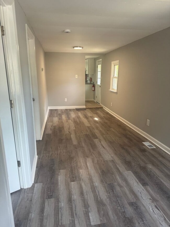 Foto del edificio - Charming 3 bedroom, 1 bath recently update...
