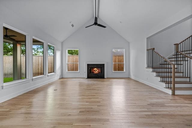 Building Photo - 9232 San Fernando Way