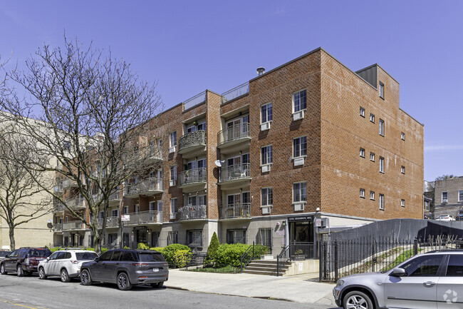 Sedgwick Condominium