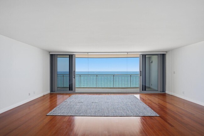 Foto del edificio - 1390 S Ocean Blvd