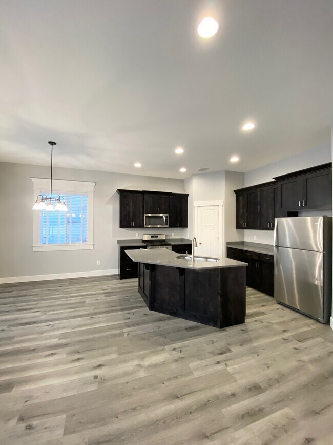 Foto del edificio - 3773 Ventura Ave