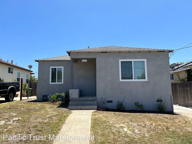 Building Photo - 4 br, 1.5 bath House - 4594 W. 135th