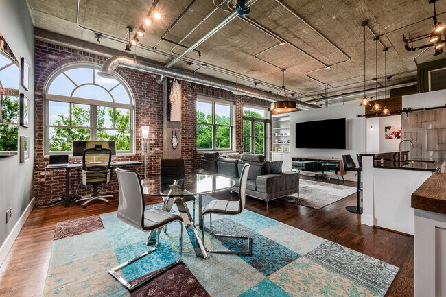 Photo - 3180 Mathieson Dr NE Apartment