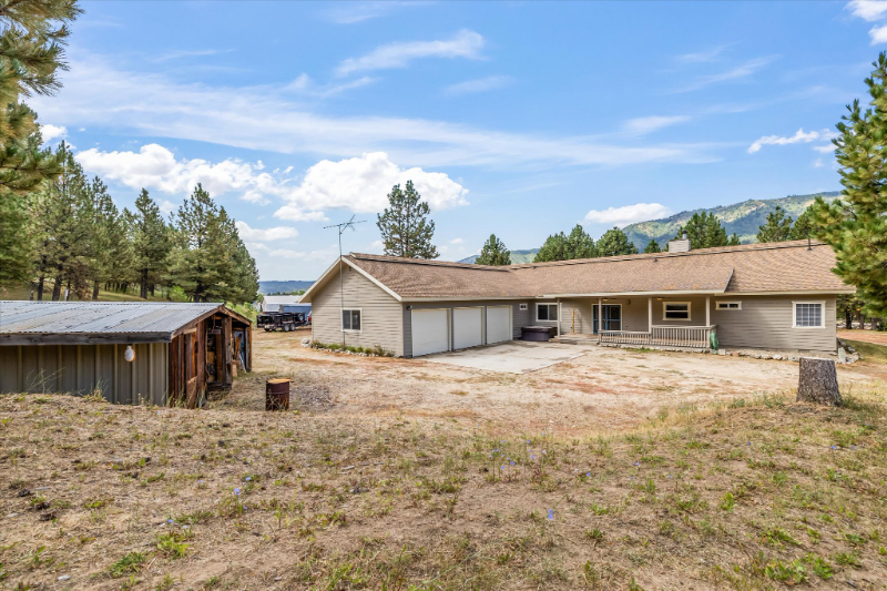 Primary Photo - 1126 Banks Lowman Rd