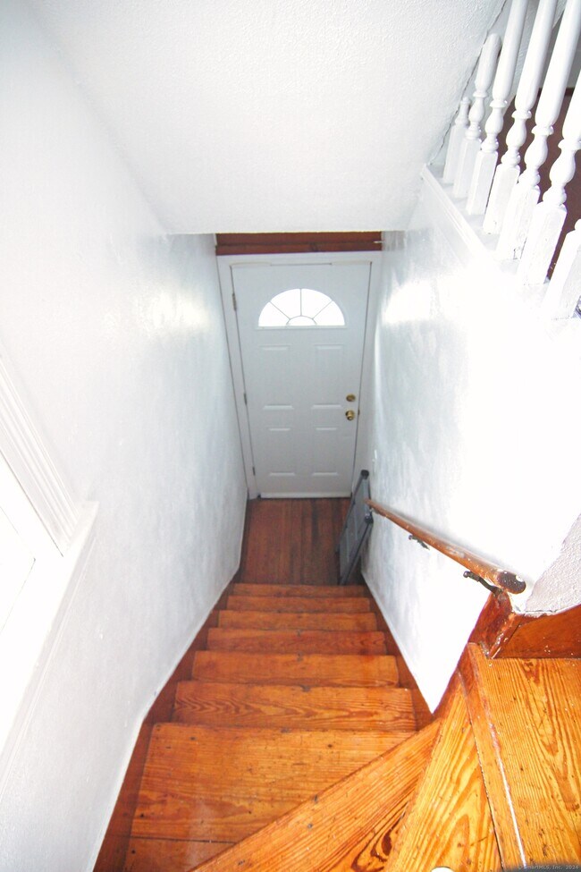 Building Photo - 222 Summerfield Ave