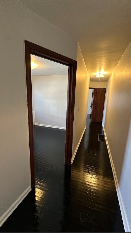 Building Photo - CENTER TOWNSHIP! ** SECTION 8 ACCEPTED**  2 BEDROOM/1 BATH HOME AVAILABLE NOW!!