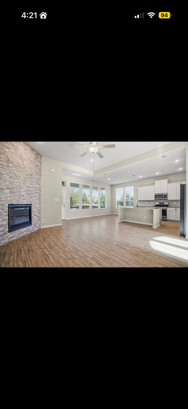 Foto del edificio - 1610 Buckner Pl