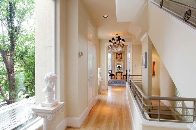 Foto del edificio - 1522 Maryland St